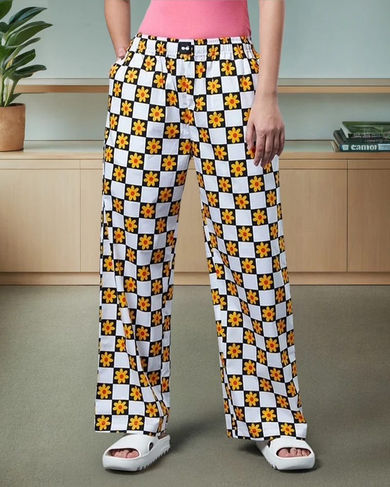 bewakoof Women's White All Over Printed Oversized Pyjamas